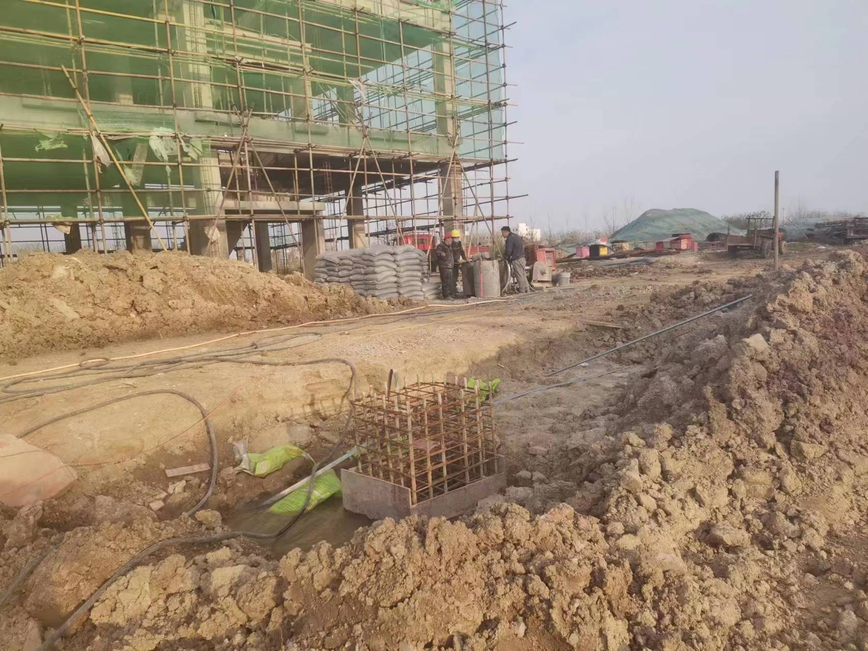 青川当桥梁出现裂缝的时候应该及时加固修补